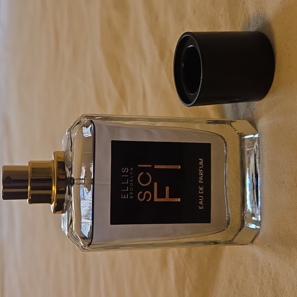 Ellis Brooklyn Sci Fi Full Size No Box - Picture 7 of 8